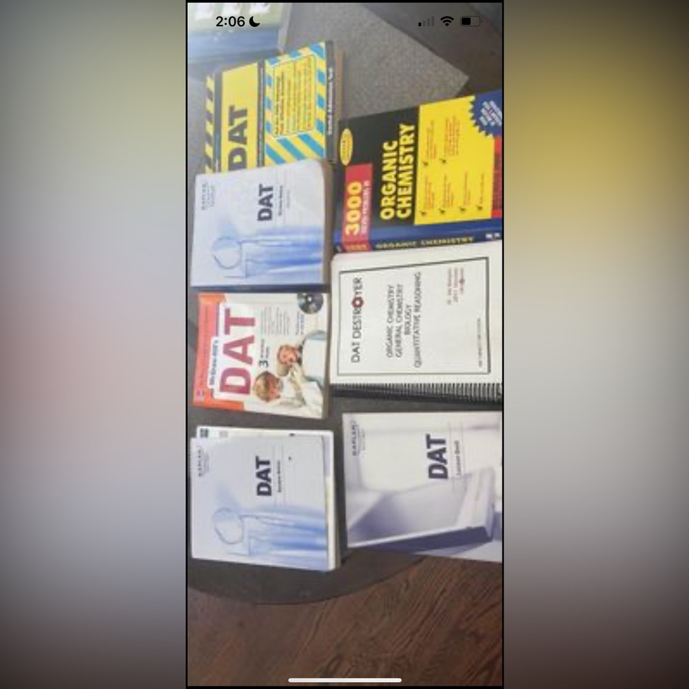 DAT and Orgo textbooks barely used